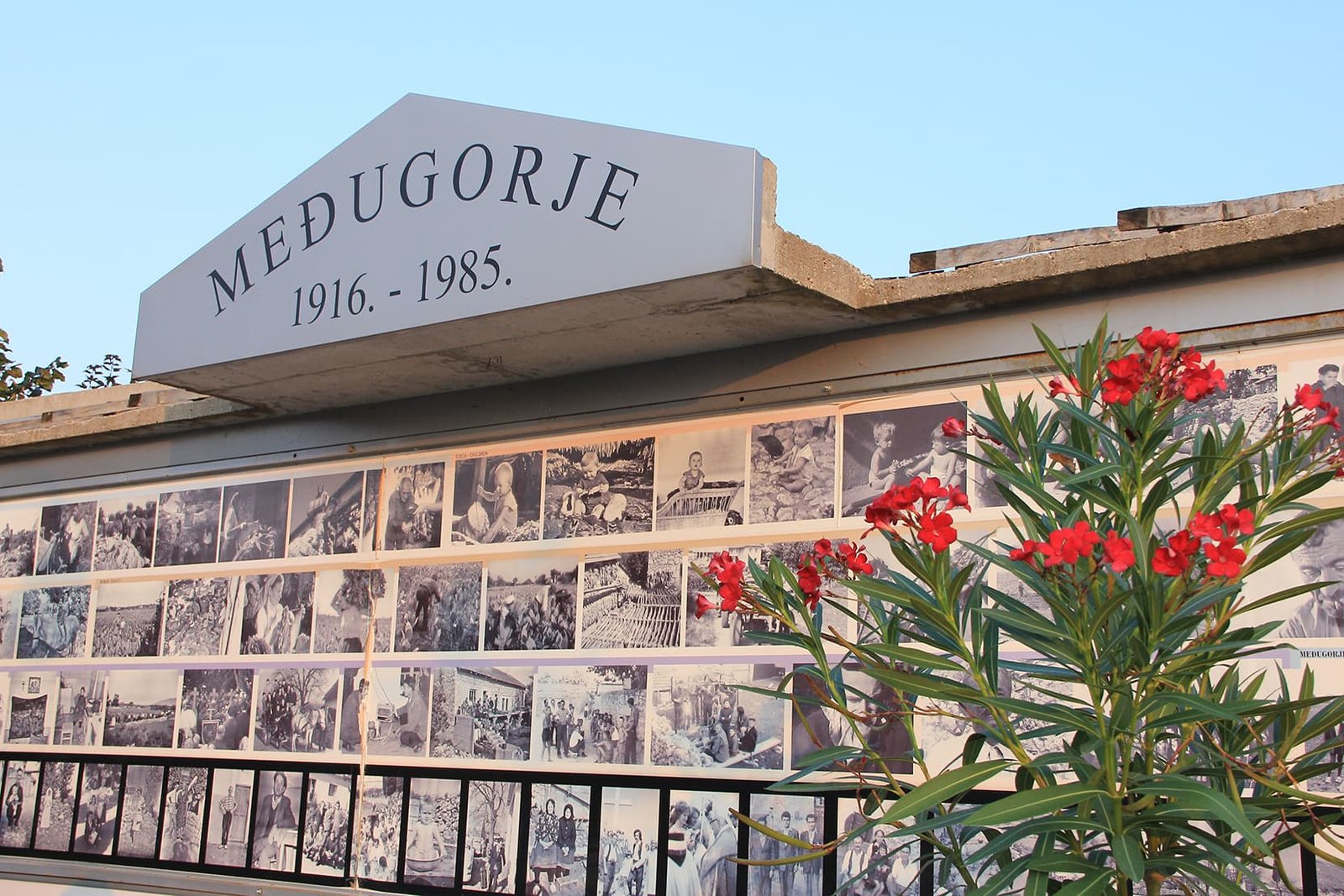 Mural en Medjugorje Historia